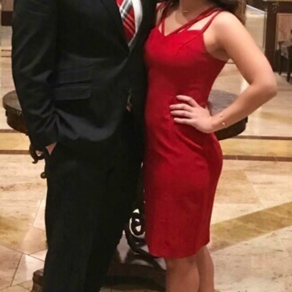 Laundry by Shelli Segal Red Dress, size 0 - Picture 5 of 5